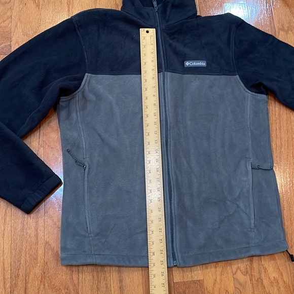 Columbia Size Large Men’s Lightweight Polar fleece Full zipper Pockets z… - Picture 9 of 13